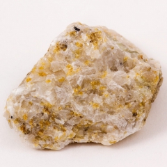 Коллекционный минерал -  Норбергит, месторождение Южн. Карелия