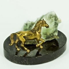 Фигурка "Лошадь", камень Халцедон