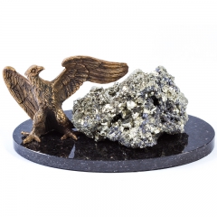 Фигура  "Орел", драгоценый камень Пирит