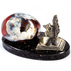 Фигура "Сова с пером", драгоценный камень Корнеол
