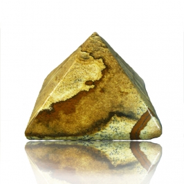 Пирамиды из камня