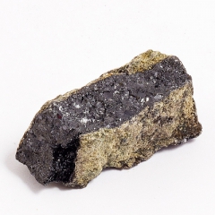 Коллекционный минерал - Гроутит Месторождение Украина