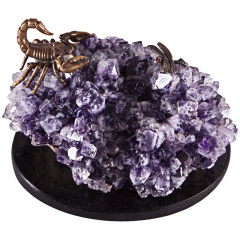 Подарок для скорпиона Композиция из камня  "Скорпион со стрекозой" Драгоценный аметист Литье бронза