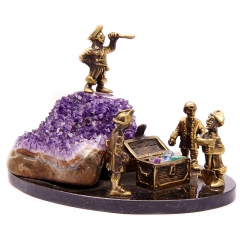 Композиция из камня "Пираты" Драгоценный камень аметист Литье бронза