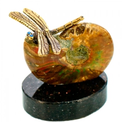 Фигурка из натурального камня "Стрекоза" Драгоценный камень аммонит Литье бронза