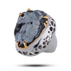 Эксклюзивное кольцо Камень пирит, сапфиры