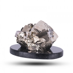 Коллекционный минерал "Пирит" на подставке