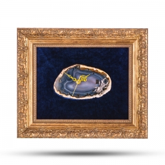 Картина-часы из натурального камня "Жук-олень"