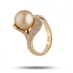 Эксклюзивное золотое кольцо с жемчугом и бриллиантами