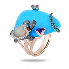 Эксклюзивное золотое кольцо с бриллиантами, рубином, аметистом и изумрудом